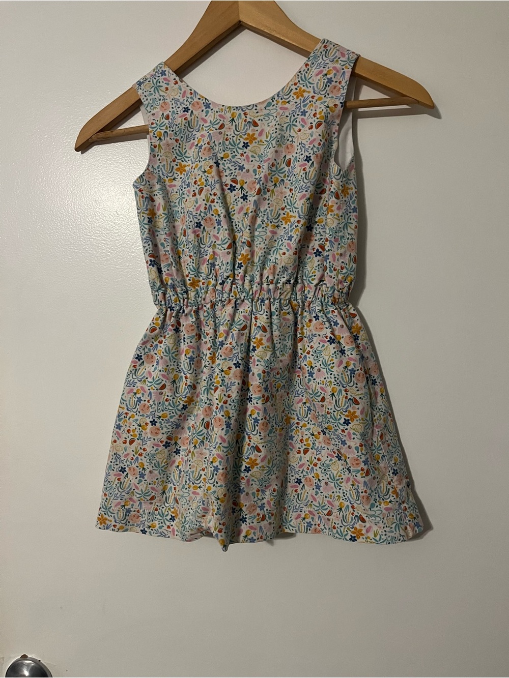 Girls Sleeveless Floral-Print Casual Dress in Multicolor
